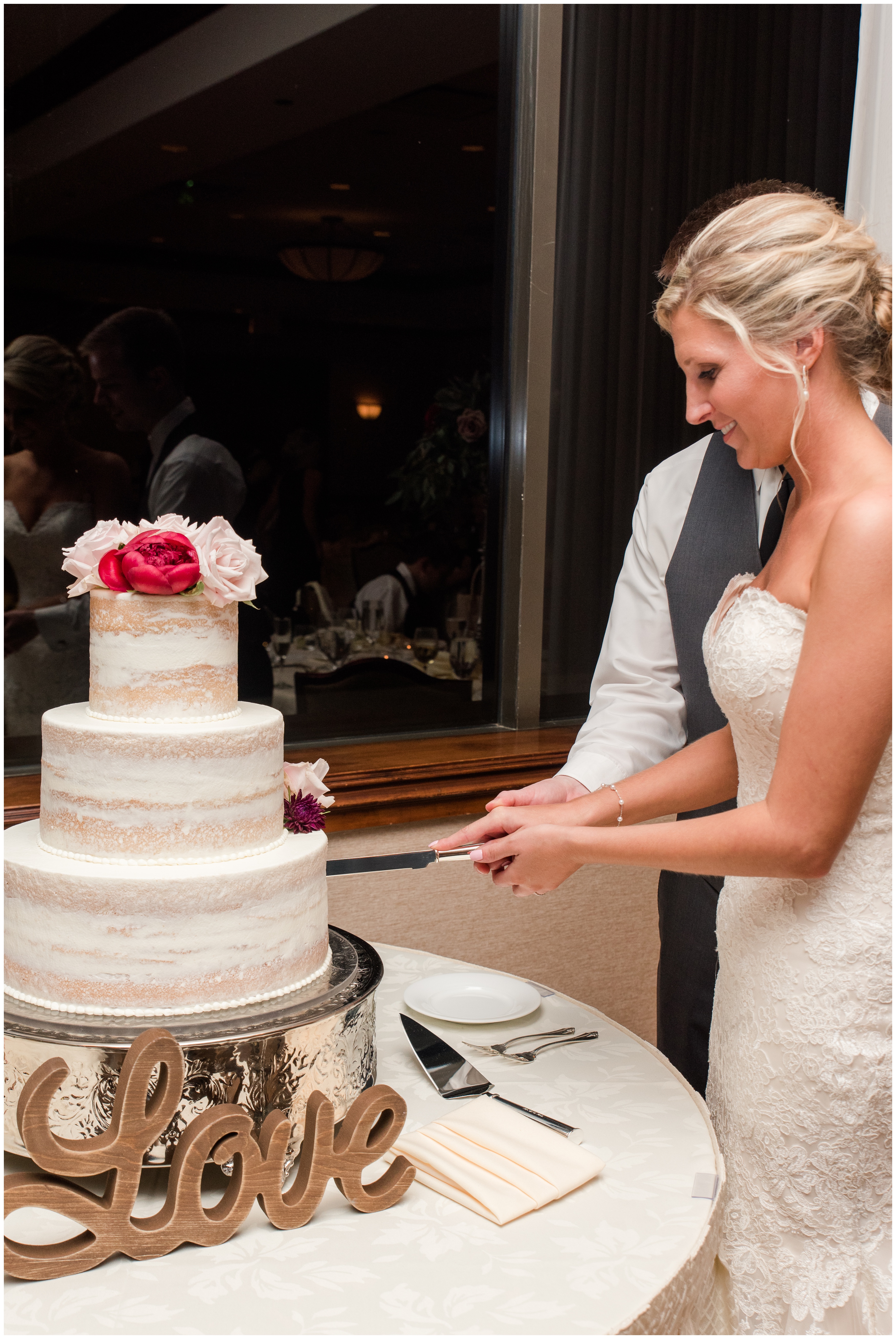 Fall Wedding at The Houstonian in Houston TX_0175