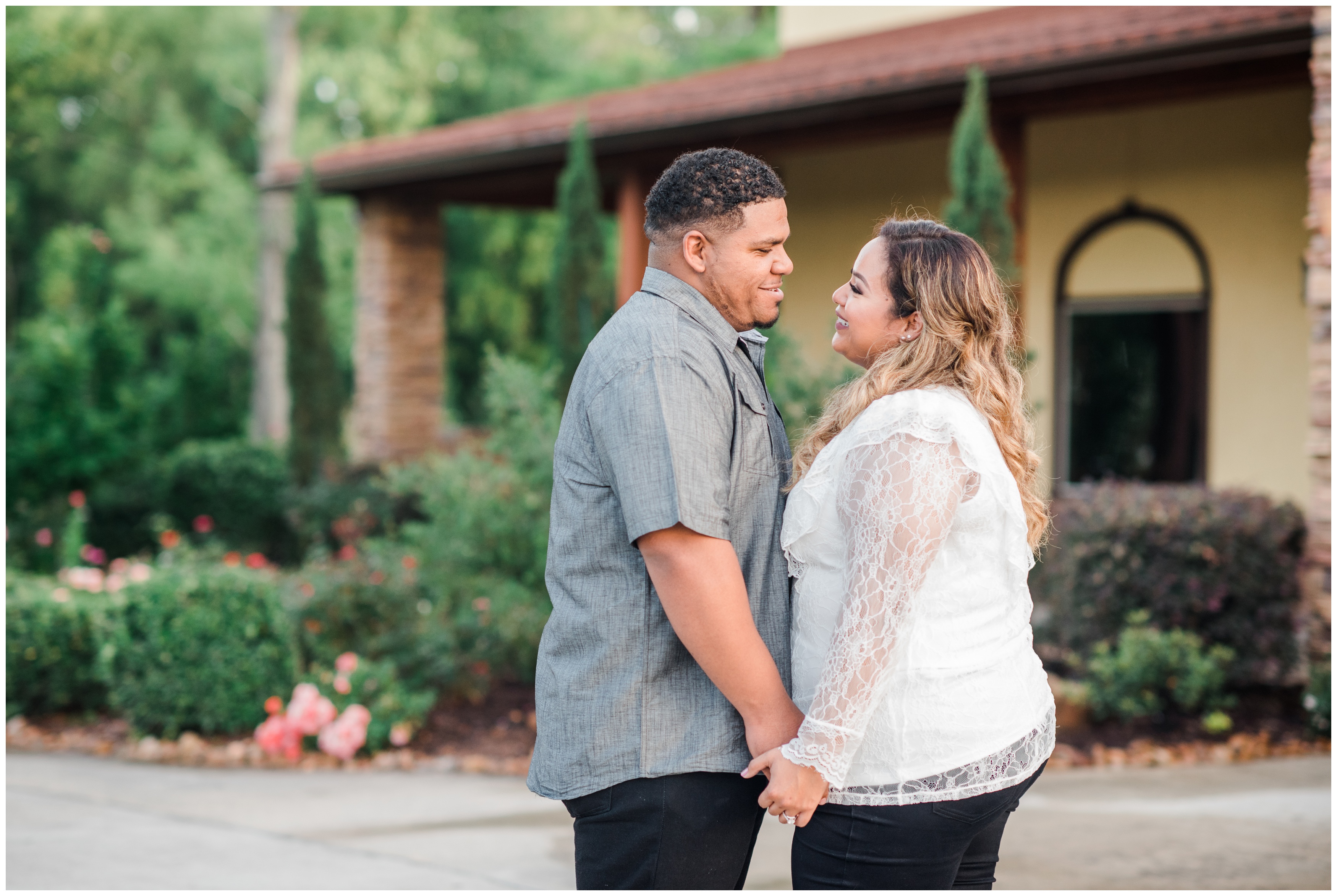 Vanessa and Jermain Engagement Session Tuscan Courtyard_0604