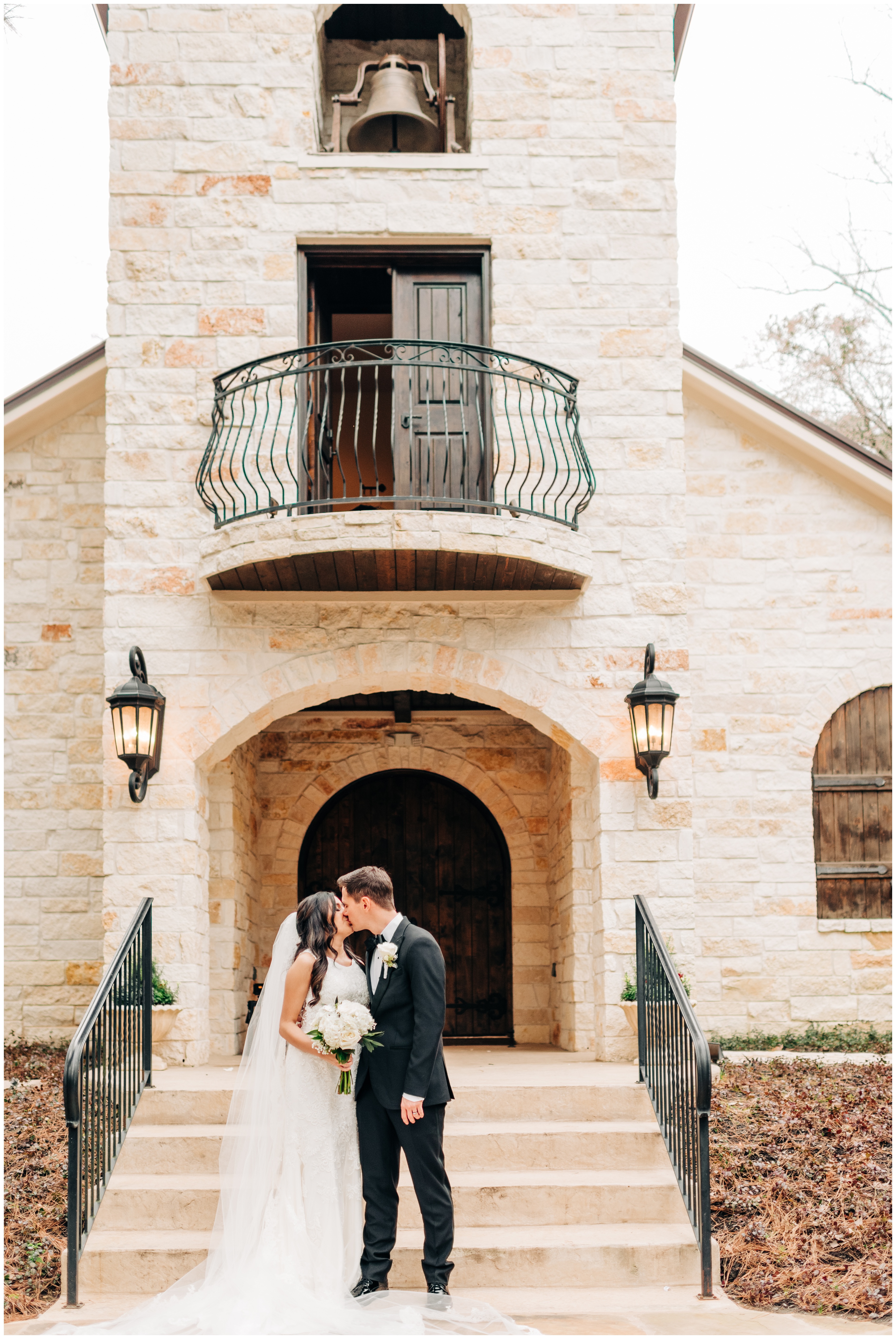 Montgomery_County_TX_Wedding_Venue_Photographer_Magnolia_Bells