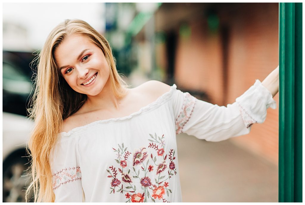 downtown_conroe_houston_texas_girl_senior_session_2019_photography_0007