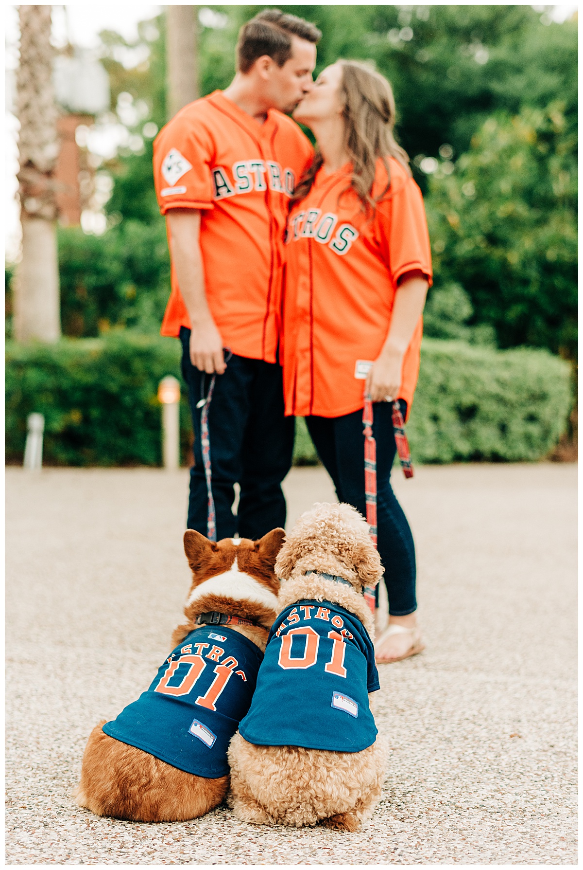 houston_astros_engagement_session_pups_fur_babies_cypress_texas_0016_0016