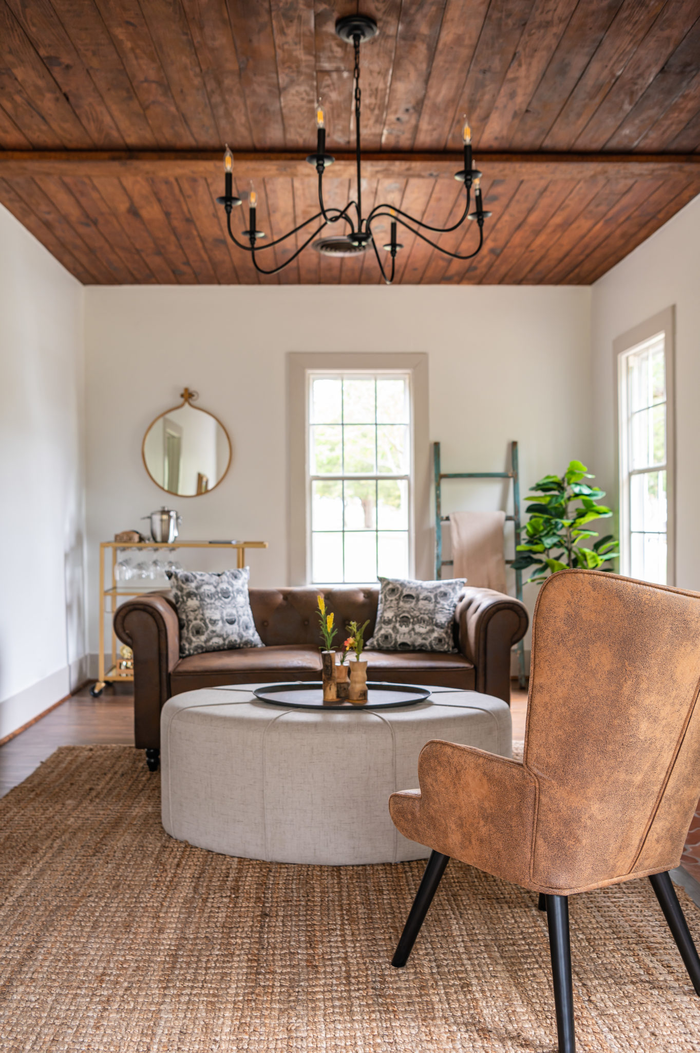 Trinity Bungalow Burton Texas Vacation Rental Photography by Ellen Renee