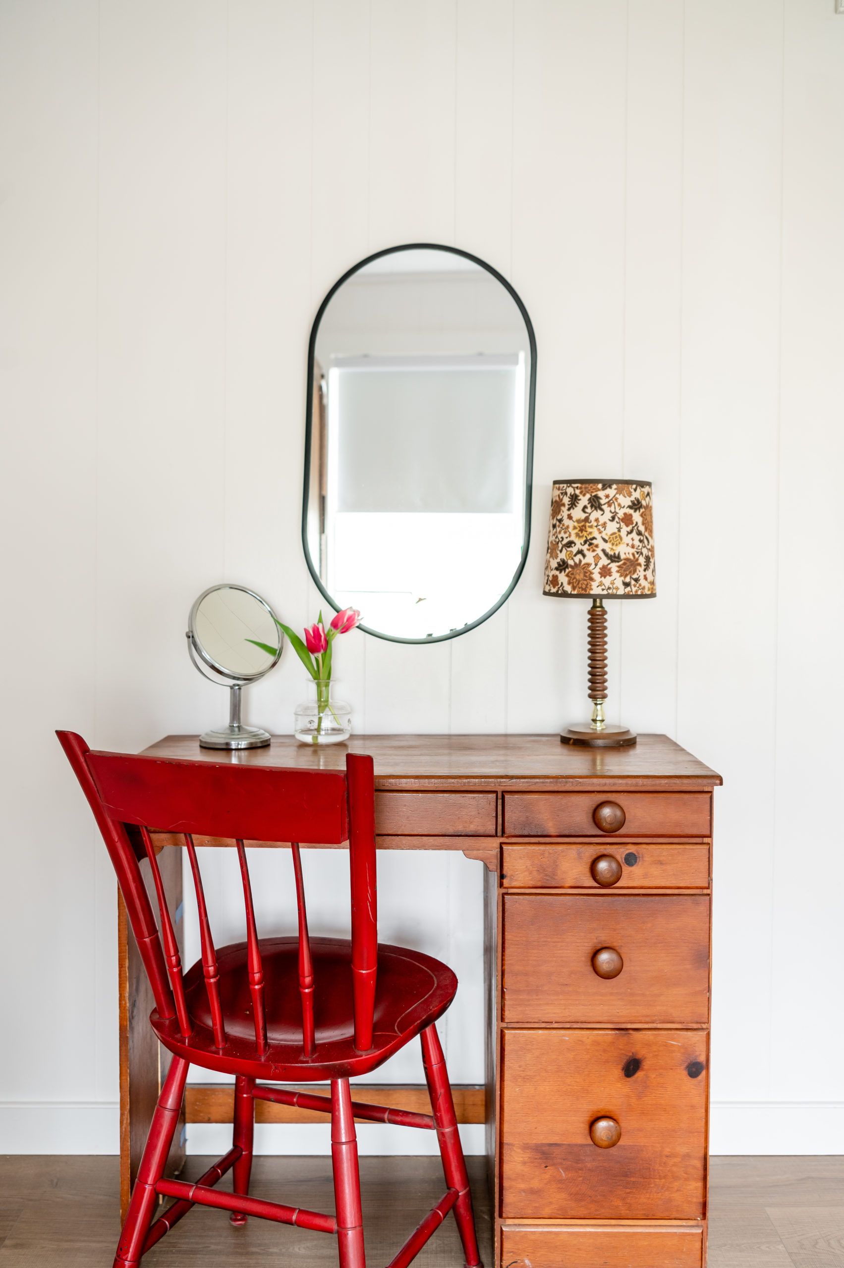 Capturing Jack’s Place interior photography from the bedroom interior to the living room interior was so much fun! So glad Good Day Guest House reached out to me to be their Vacation rental photographer!