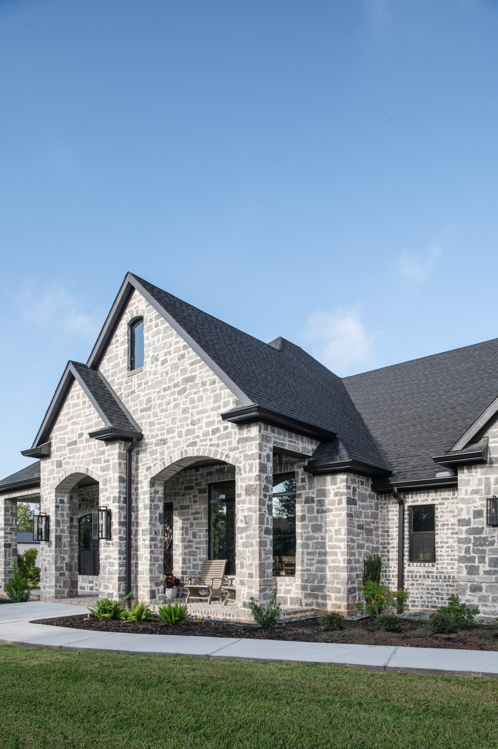 Beautiful Texas home with gray brickwork